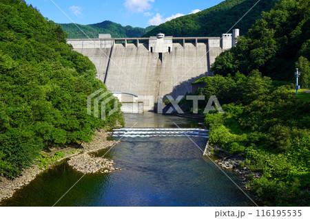札内川ダムの堤体 116195535