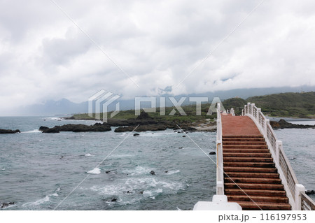 台湾 台東県 三仙台 三仙台跨海歩橋 Sanxiantai east coast Taiwan 台湾 台東県 三仙台 三仙台跨海歩橋 Sanxiantai east coast Taiwan 116197953