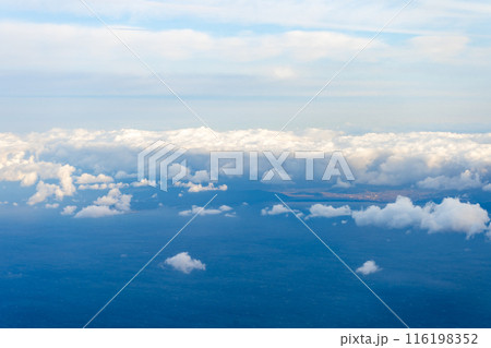 飛行機から見た海の風景 飛行機から見た海の風景 116198352