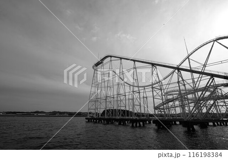 海辺のジェットコースター 116198384