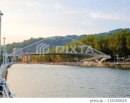 Zubizuri footbridge across Nervion river, Bilbao, Spain 116200629