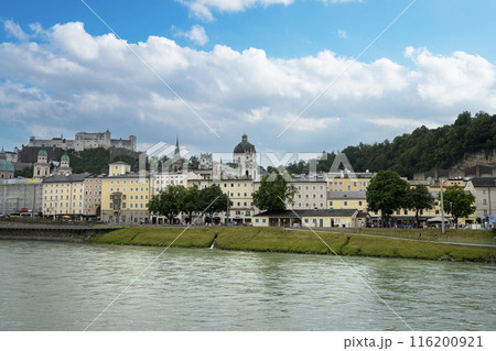 panoramic view of Salzburg, Austria 116200921