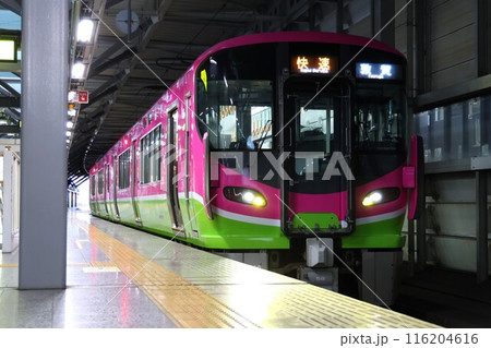 【ハピラインふくい】521系 快速（ハピラインふくい線：福井駅） 116204616