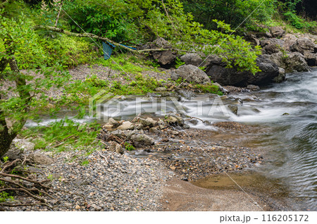 京都賀茂川上流風景　鞍馬川合流地点 116205172