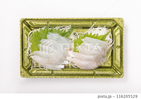 ［長崎県産］こち　刺身 116205529