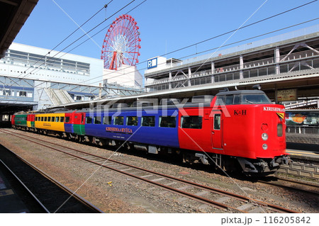 車両形式485系特急きりしま・車両番号481-238と観覧車 車両形式485系特急きりしま・車両番号481-238と観覧車 116205842