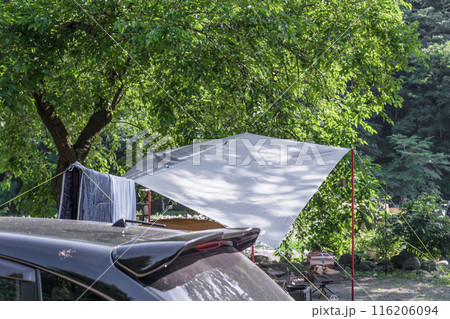 【オートキャンプ場　木立の中で設営完了】 116206094