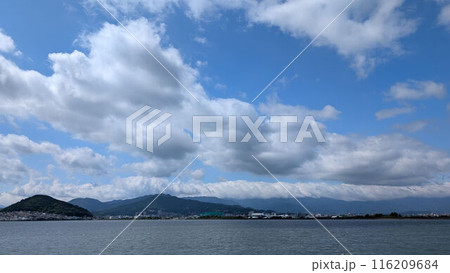 海と山と雲　糸島の風景 116209684
