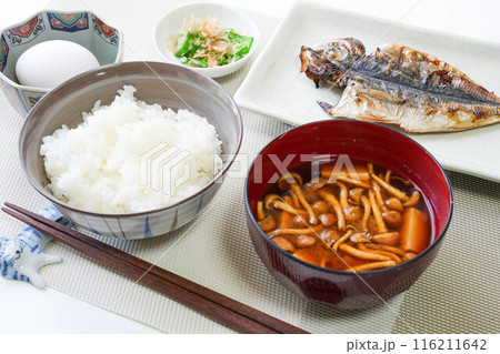 和食の朝食 和食の朝食 116211642