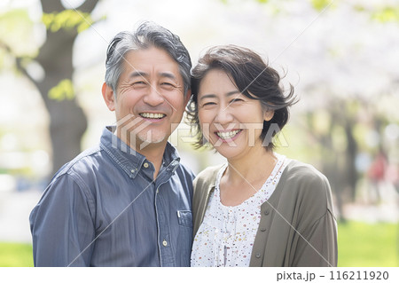 AI生成画像　ミドルエイジの日本人夫婦のポートレート 116211920