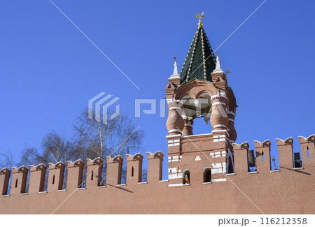 A fragment of the medieval wall and tower of the Kremlin fortress in Moscow 116212358