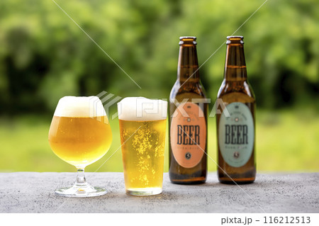 冷えた美味しいクラフトビール 冷えた美味しいクラフトビール 116212513