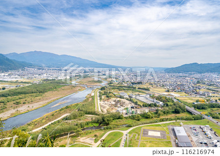 千曲公園 上田盆地から千曲川の雄大な流れと市街地が見渡せる天然の展望台 上田市の隠れ絶景スポット 千曲公園 上田盆地から千曲川の雄大な流れと市街地が見渡せる天然の展望台 上田市の隠れ絶景スポット 116216974
