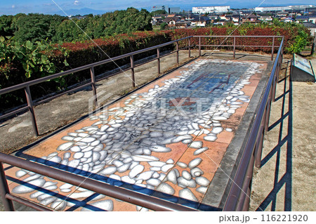 埼玉古墳群の稲荷山古墳【埼玉県行田市】 116221920