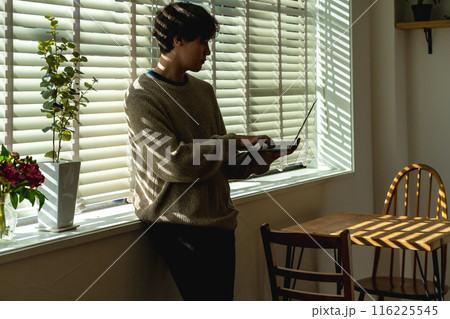 Image photo 116225545