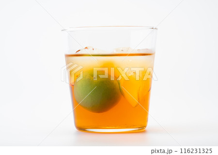 琥珀色の熟成梅酒 116231325