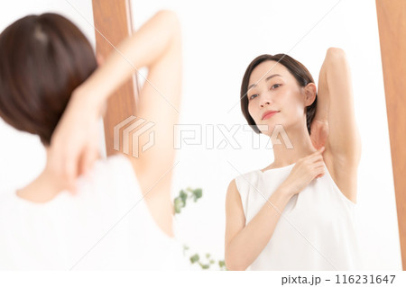 ビューティー　脱毛　脇の下 116231647