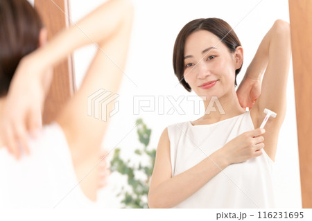 ビューティー 脱毛 脇の下 剃る ビューティー 脱毛 脇の下 剃る 116231695