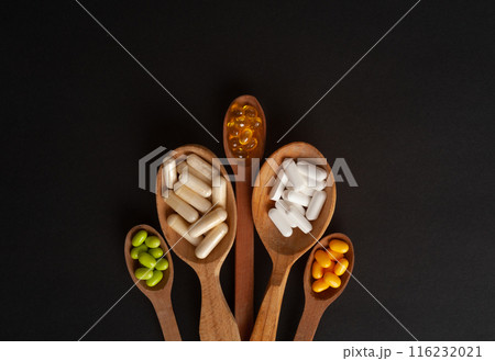 Color Dietary Supplements, Vitamin Capsules, Mineral Pills, Healthy Multivitamin Capsule 116232021