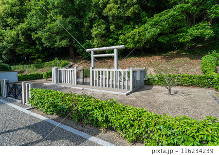 奈良県桜井市 孝霊天皇皇女 倭迹迹日百襲姫命大市墓 奈良県桜井市 孝霊天皇皇女 倭迹迹日百襲姫命大市墓 116234239
