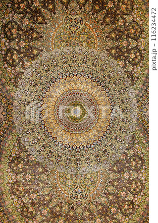 使う芸術品　本物のペルシャ絨毯の見事な模様 116234472