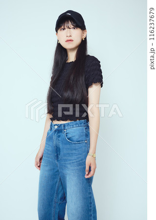 夏の女子大学生のポートレート 夏の女子大学生のポートレート 116237679