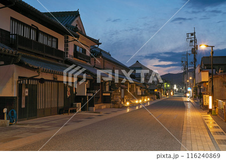 【やかげ宿 (夕刻)】 岡山県小田郡矢掛町矢掛 【やかげ宿 (夕刻)】 岡山県小田郡矢掛町矢掛 116240869