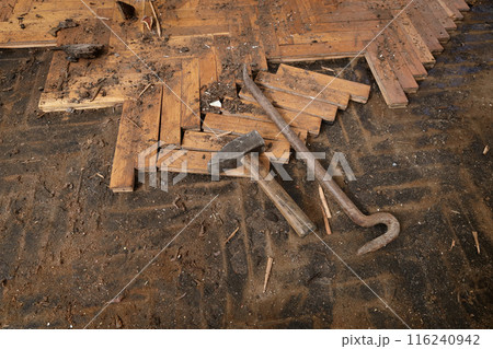 Old wooden floor renovation tools Old wooden floor renovation tools 116240942