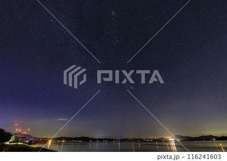 瀬戸内の秋の星景　昇るオリオン座とおうし座 116241603