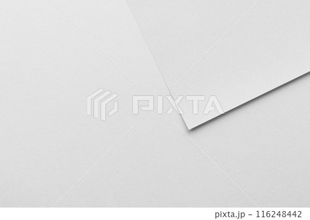 シンプルな紙のフレーム　白　モノクローム 116248442