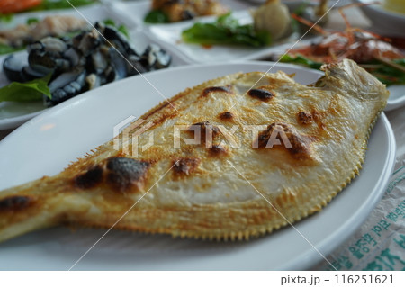 Grilled flounder crispy on the outside and soft on the inside 116251621