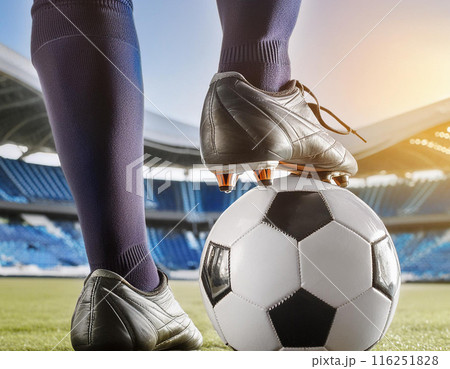 サッカーシューズのローアングルビュー サッカーシューズのローアングルビュー 116251828