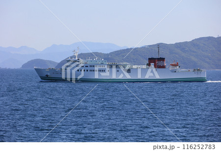 宇和島運輸フェリー「れいめい丸」 116252783