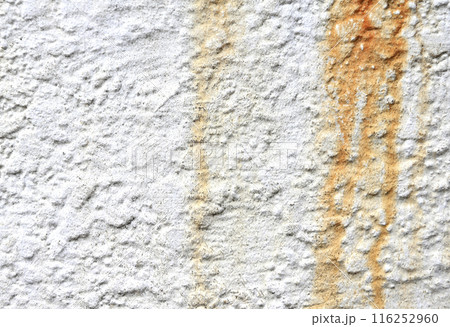 サビた白いモルタル壁の背景素材 サビた白いモルタル壁の背景素材 116252960