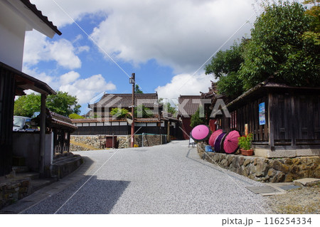 備中吹屋の町並み　吹屋ふるさと村 116254334