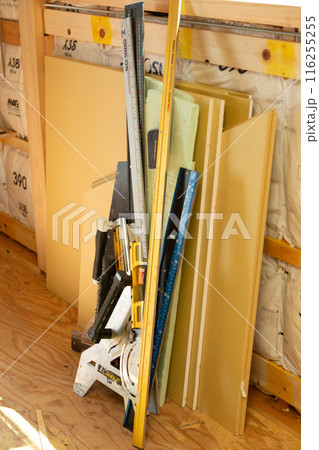 建築工具の定規 116255255