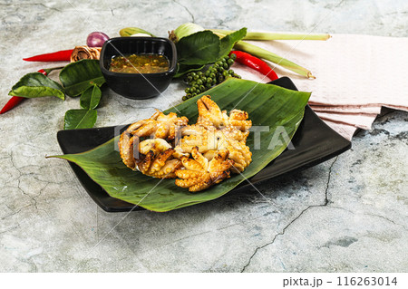 Delicous Grilled octopus with sauce Delicous Grilled octopus with sauce 116263014