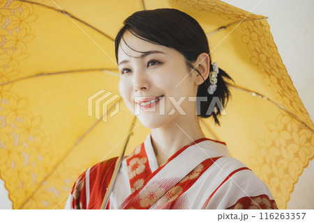 浴衣の女性　日傘 116263357