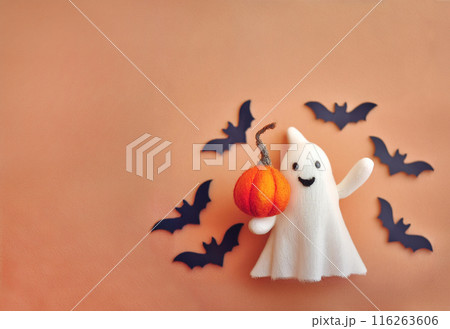 ハロウィンのお化けとかぼちゃのぬいぐるみ 116263606