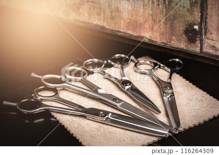 Different hairdresser scissors Different hairdresser scissors 116264309