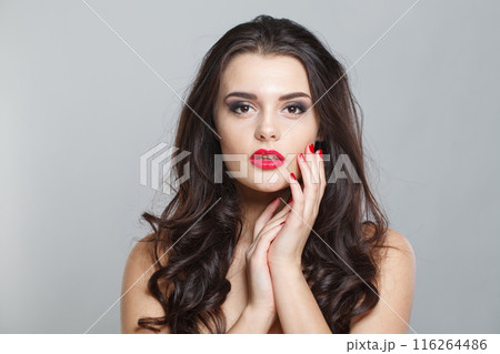 Beautiful woman with perfect make-up 116264486