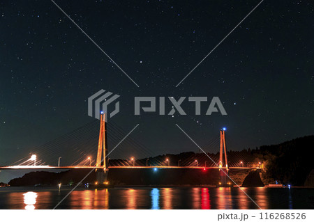瀬戸内の秋の星景　橋とオリオン座 116268526