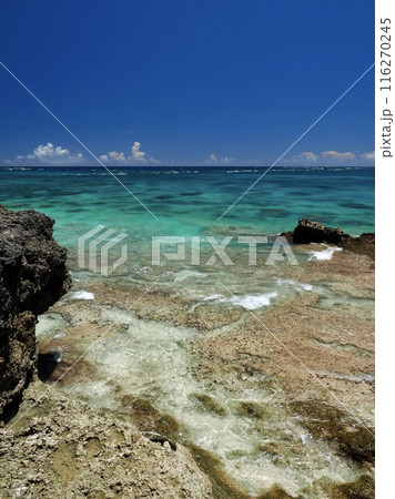 夏の宮古島 来間島 ムスヌン浜 夏の宮古島 来間島 ムスヌン浜 116270245