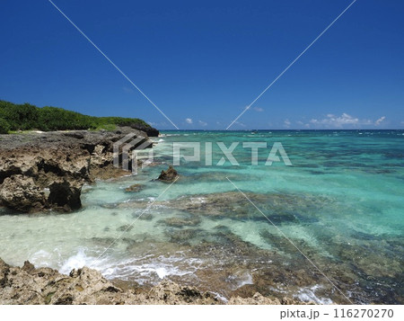 夏の宮古島　来間島　ムスヌン浜 116270270