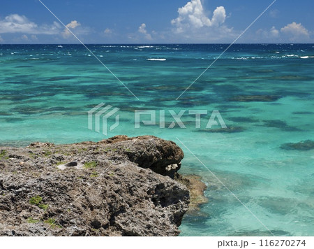 夏の宮古島　来間島　ムスヌン浜 116270274