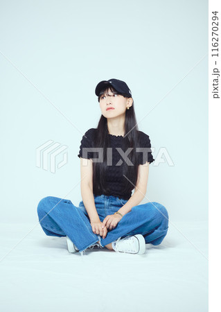 夏の女子大学生のポートレート 夏の女子大学生のポートレート 116270294