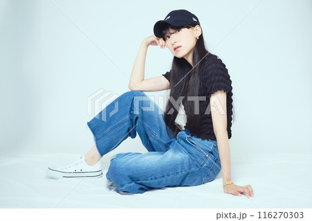 夏の女子大学生のポートレート 夏の女子大学生のポートレート 116270303