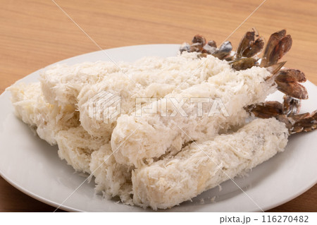 ［インドネシア産］冷凍　ブラックタイガー　エビフライ 116270482