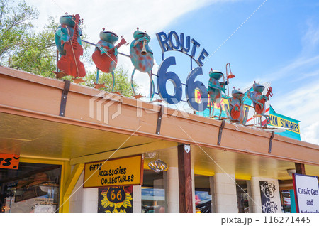 ルート66の店にある看板 ルート66の店にある看板 116271445