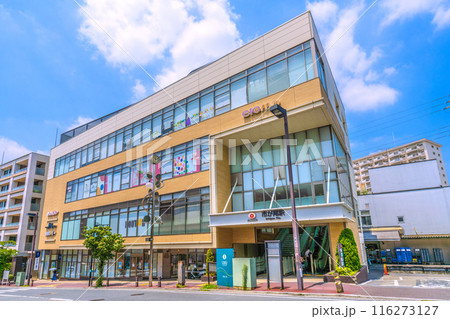 日本の横浜都市景観　東急電鉄　市が尾駅 東口などを望む＝4日 116273127